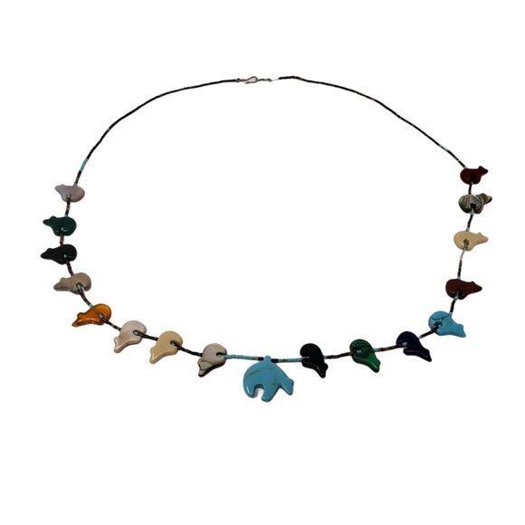Native American Zuni Bear Totem Fetish Necklace Vintage Animal Natural Stone - Picture 6 of 12